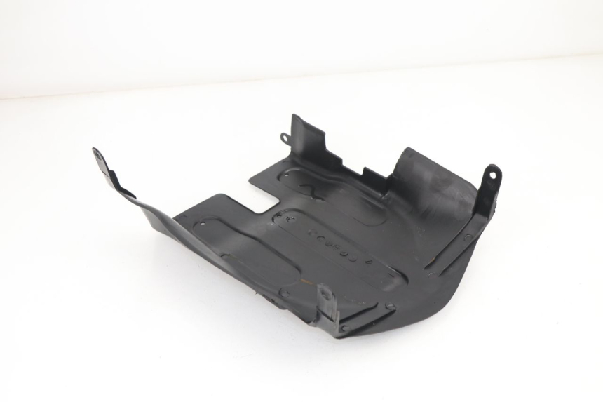 photo de BELLY PANEL TNT MOTOR ROMA 10' 4T 50 (2007 - 2018) - Zoom on usage condition