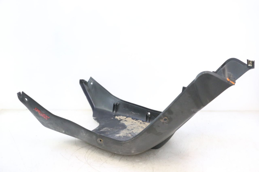 photo de LOWER PART OF THE BODY PEUGEOT TREKKER 50 (1995 - 2004) - Zoom on usage condition