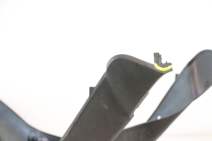 photo de LOWER PART OF THE BODY PEUGEOT TREKKER 50 (1995 - 2004) - Component detail