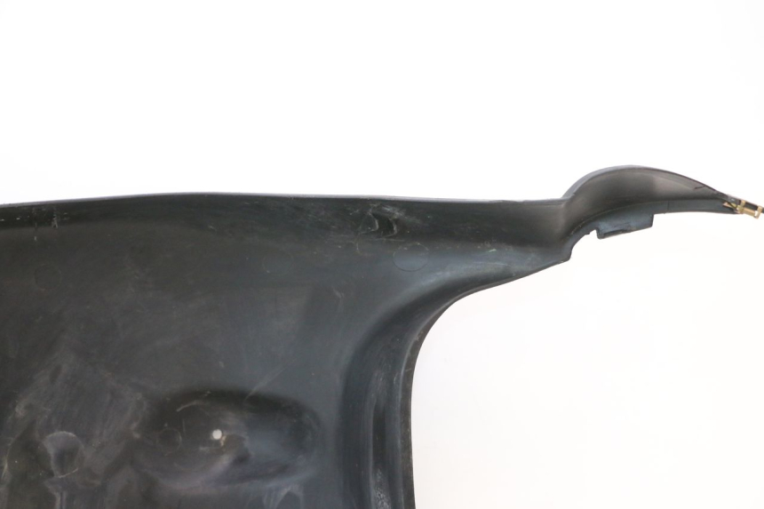 photo de LOWER PART OF THE BODY PEUGEOT TREKKER 50 (1995 - 2004) - Fixing points details