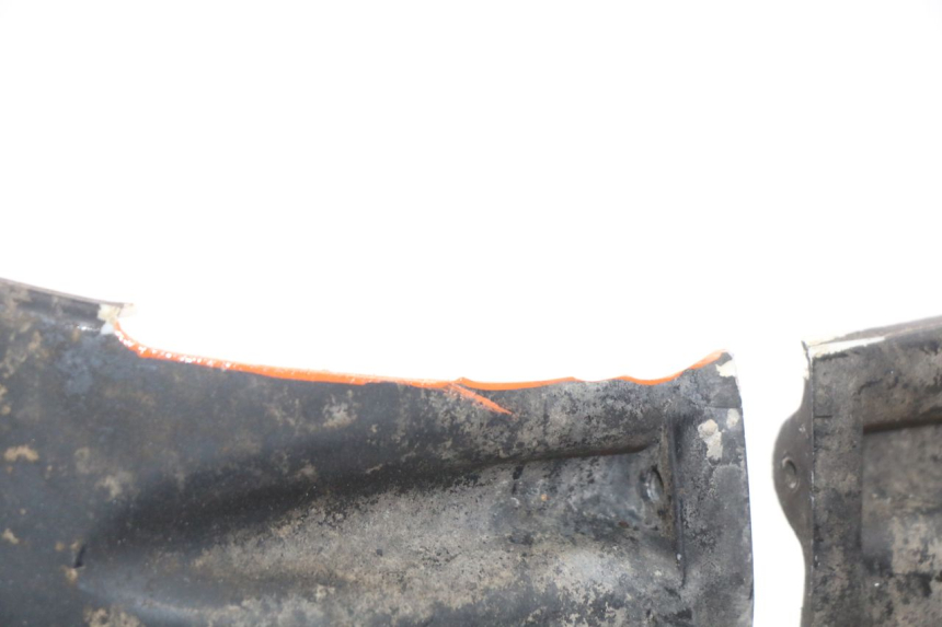 photo de LOWER PART OF THE BODY PEUGEOT VIVACITY NEW 4T 50 (2008 - 2017) - Fixing points details