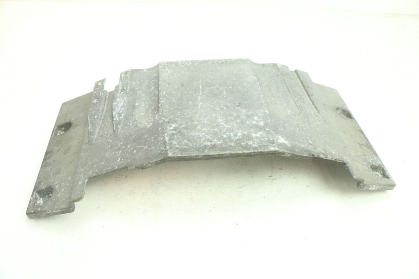 photo de BELLY PANEL YAMAHA WAVE RUNNER GP R 1200 (2000 - 2003) - Alternative perspective