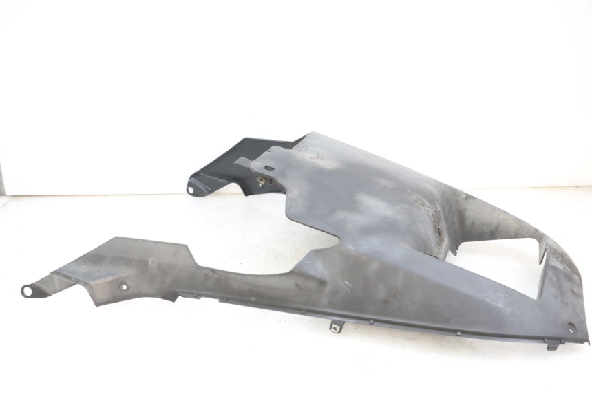 photo de LOWER BODY SHELL YAMAHA X-MAX XMAX 125 (2010 - 2013) - Surface and material condition