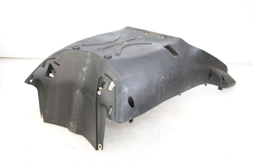 photo de LOWER FAIRING SYM X-PRO 4T 50 (2014 - 2021) - Fixing points details