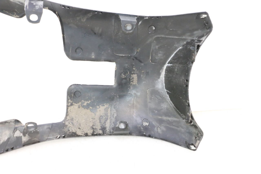 photo de LOWER PART OF THE BODY PIAGGIO ZIP 2T 50 (2009 - 2019) - Technical close-up