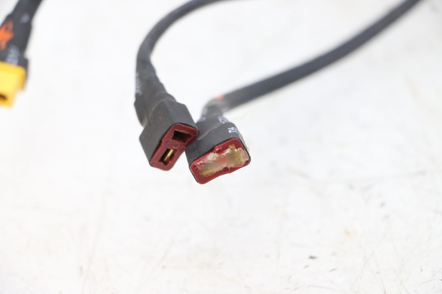 photo de BATTERY URBANGLIDE E-CROSS PRO 1 - High-resolution close-up