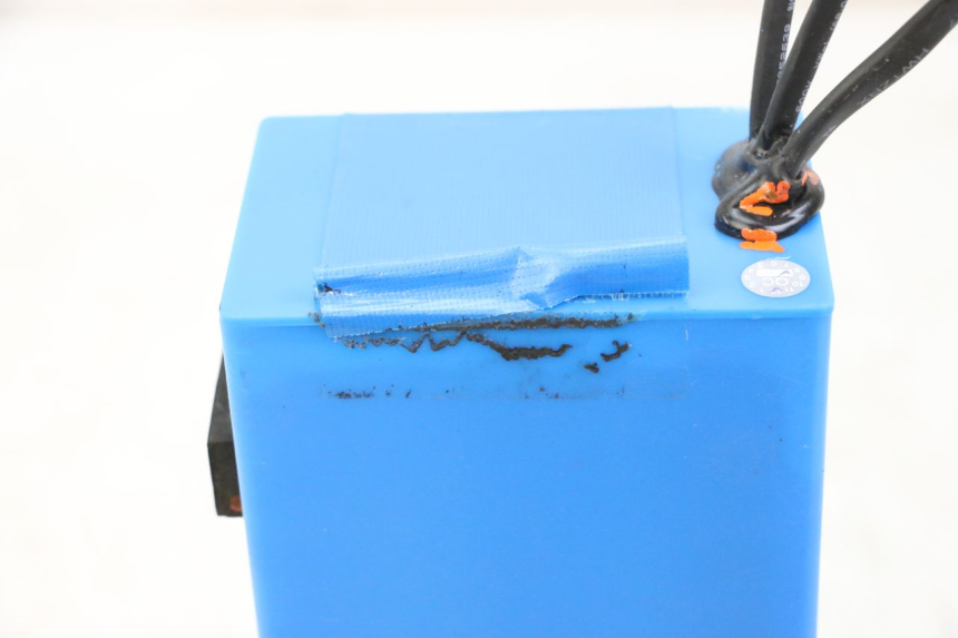 photo de BATTERY URBANGLIDE E-CROSS PRO 1 - Alternative perspective