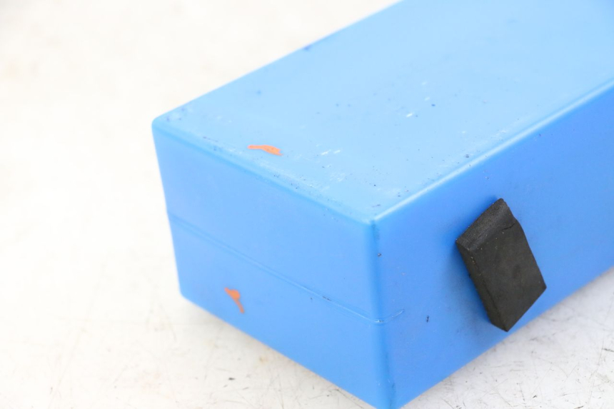 photo de BATTERY URBANGLIDE E-CROSS PRO 1 - Fixing points details