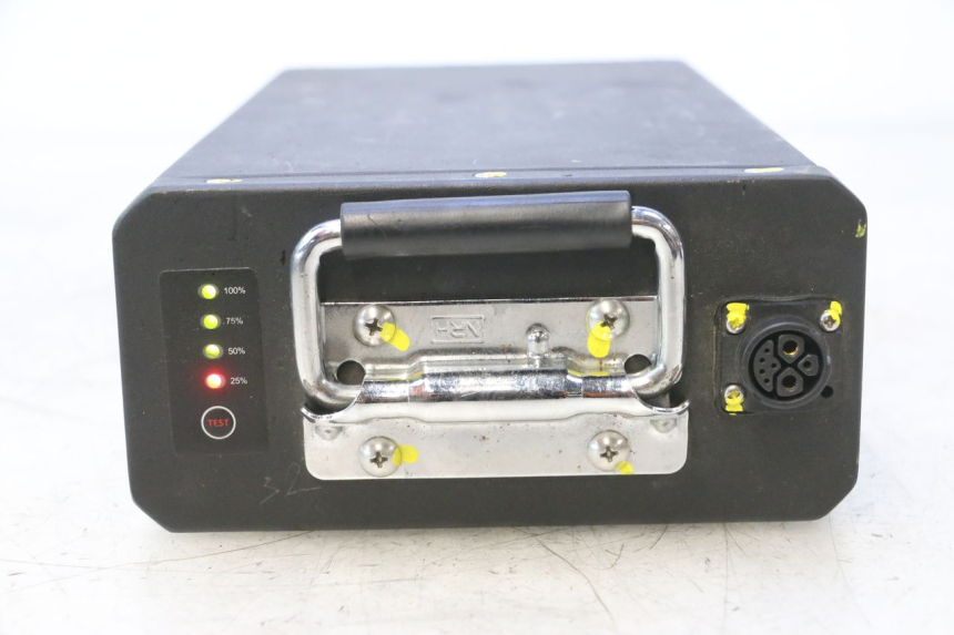photo de BATTERY WAYSCRAL E-START 1 (2018 - 2022) - Technical close-up