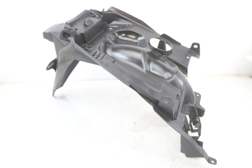 photo de MUD FLAP SUZUKI ADDRESS 110 (2015 - 2020) - Fixing points details