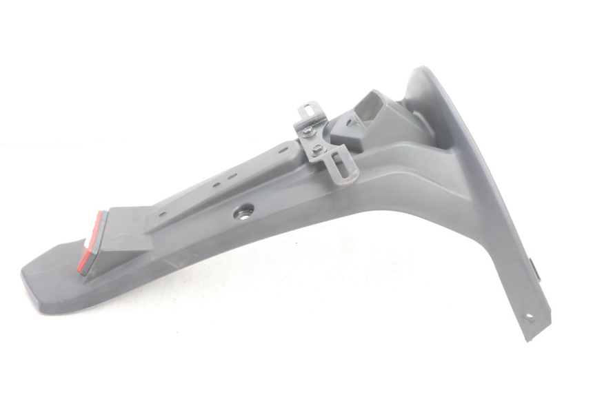 photo de MUD FLAP KYMCO AGILITY CITY 16P 125 (2015 - 2024) - Fixing points details