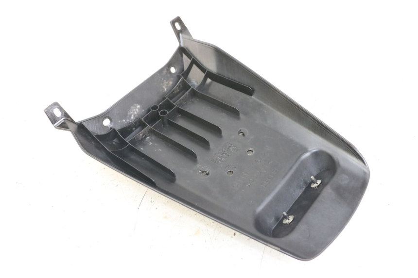 photo de REAR MUDGUARD MBK BOOSTER SPIRIT 50 (2004 - 2017) - Zoom on usage condition