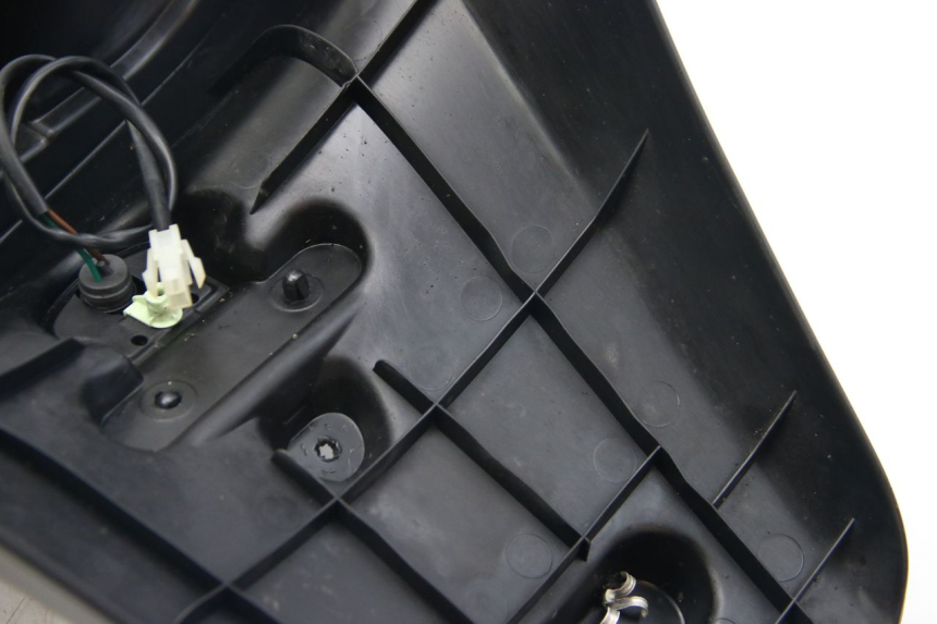 photo de REAR MUDGUARD PEUGEOT CITYSTAR 125 (2011 - 2017) - Component zoom