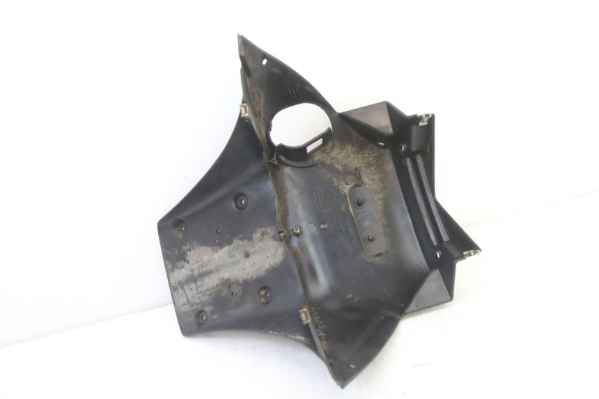 photo de REAR MUDGUARD PEUGEOT ELYSEO 125 (1999 - 2004) - Surface and material condition