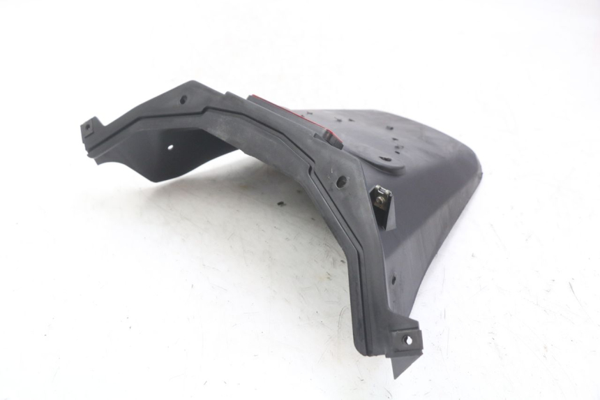 photo de REAR MUDGUARD HONDA FES PANTHEON 2T 125 (1998 - 2002) - Fixing points details