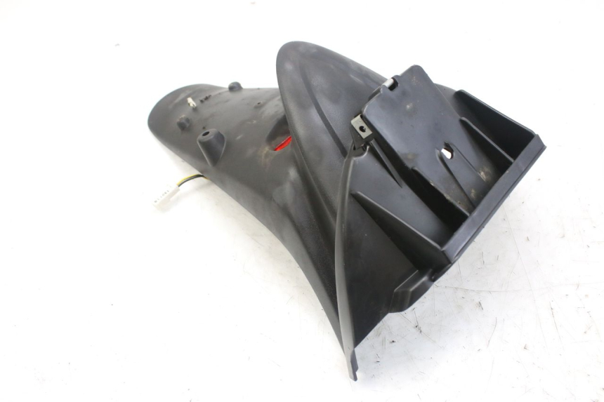 photo de REAR MUDGUARD PIAGGIO FLY 4T 50 (2013 - 2017) - Fixing points details