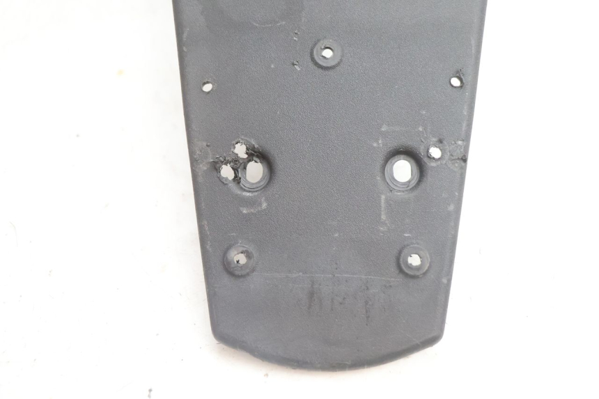 photo de MUD FLAP GILERA GP 800 (2007 - 2013) - Additional view of the item