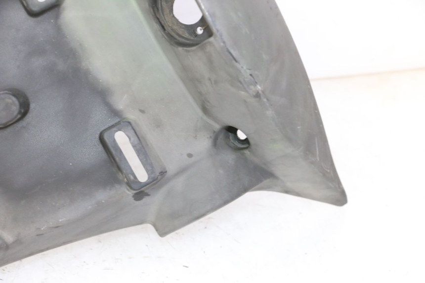 photo de MUD FLAP KYMCO GRAND DINK 125 (2008 - 2014) - Surface and material condition