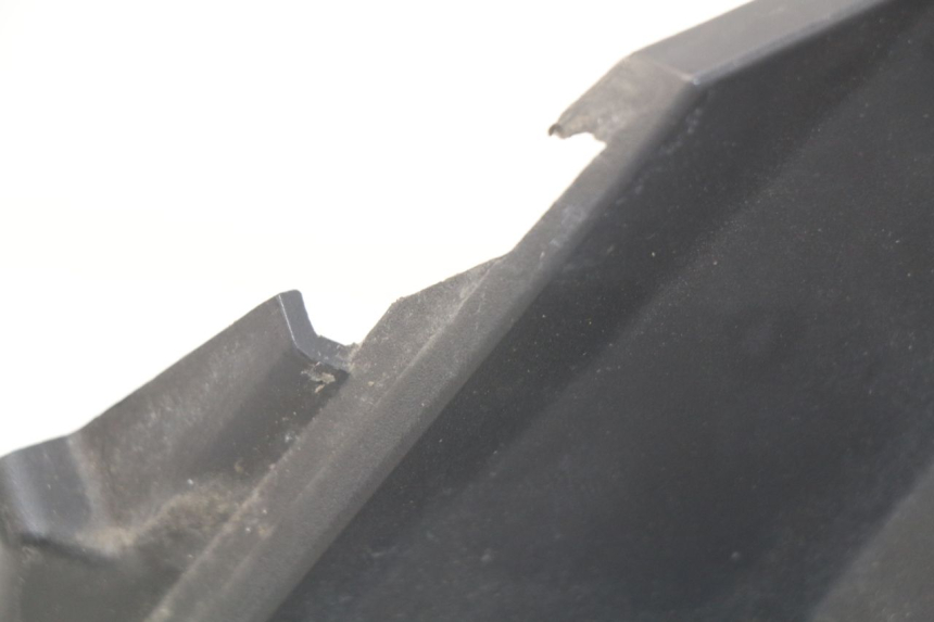 photo de MUD FLAP SYM GTS EFI ABS 125 (2012 - 2016) - Fixing points details