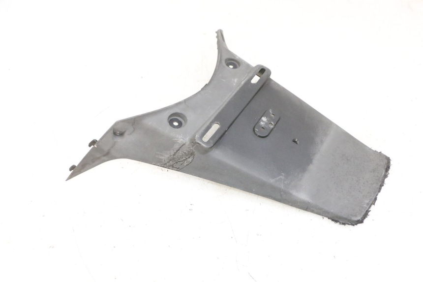 photo de REAR MUDGUARD KYMCO LIKE 125 (2009 - 2016) - Fixing points details