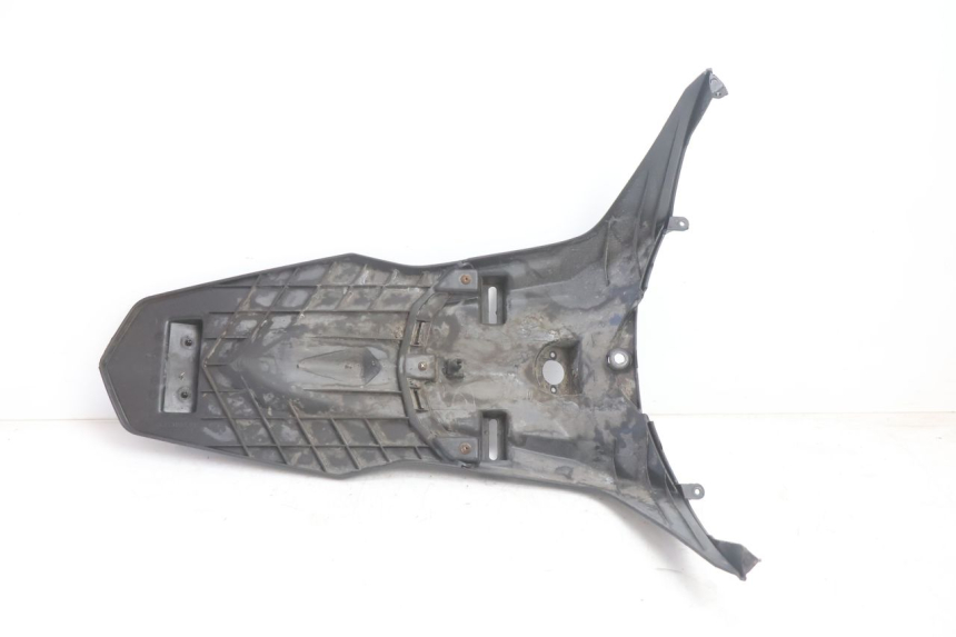 photo de MUD FLAP KYMCO MOVIE S 125 (2009 - 2018) - Surface and material condition