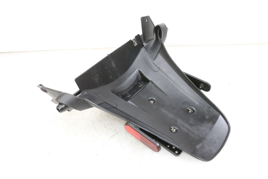 photo de MUD FLAP PIAGGIO MP3 HPE 350 (2018 - 2020) - Zoom on usage condition