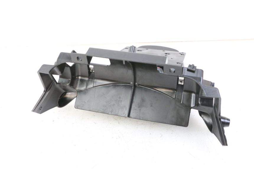 photo de MUD FLAP PIAGGIO MP3 500 (2014 - 2017) - Alternative perspective