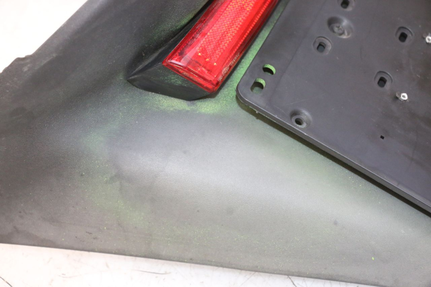 photo de MUD FLAP PIAGGIO MP3 RL 250 (2006 - 2010) - Zoom on usage condition