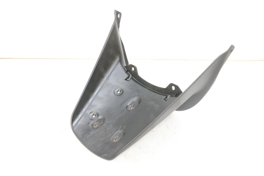 photo de MUD FLAP PIAGGIO MP3 RL 250 (2006 - 2010) - Zoom on usage condition