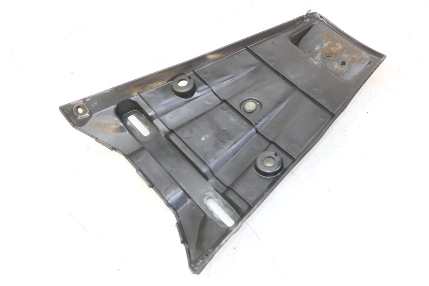 photo de MUD FLAP KYMCO LIKE 4T 50 (2019 - 2025) - Zoom on usage condition