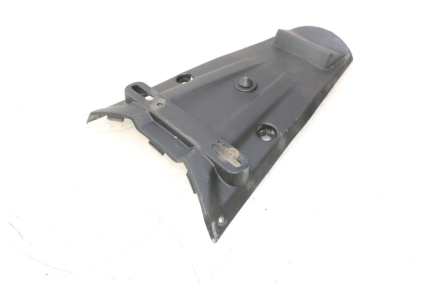 photo de MUD FLAP KYMCO LIKE 4T 50 (2019 - 2025) - Zoom on usage condition