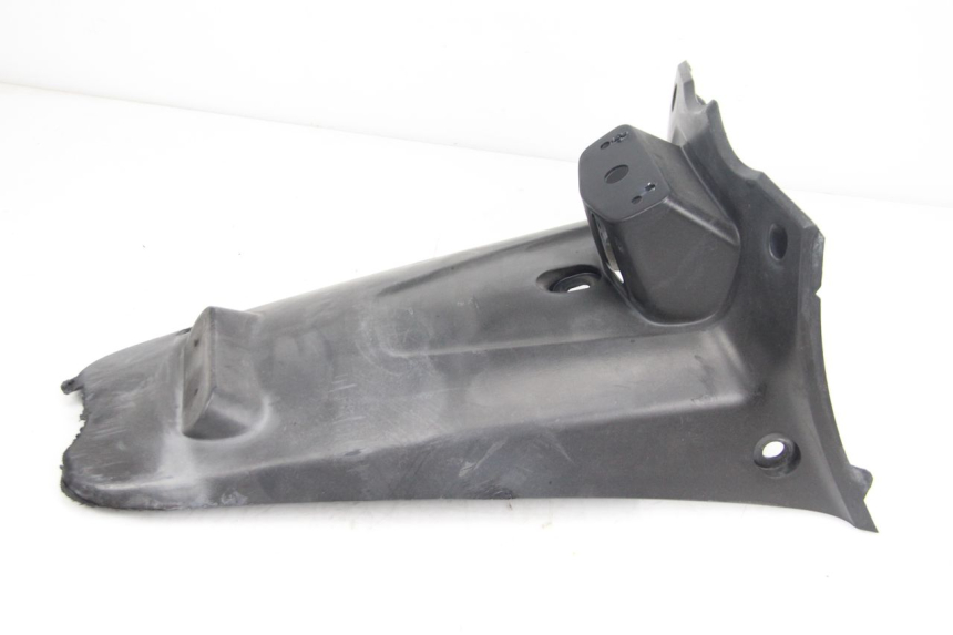 photo de REAR MUDGUARD MBK OVETTO 2T 50 (2007 - 2017) - Zoom on usage condition