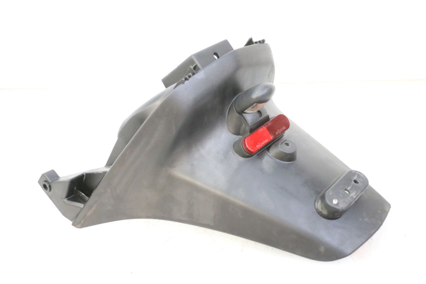 photo de REAR MUDGUARD PEUGEOT CITYSTAR 125 (2011 - 2017) - Technical close-up