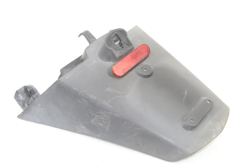 photo de MUD FLAP PEUGEOT SATELIS 125 (2013 - 2018) - Zoom on usage condition