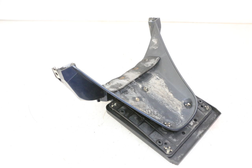 photo de MUD FLAP PIAGGIO VESPA LX 150 (2005 - 2013) - Component detail