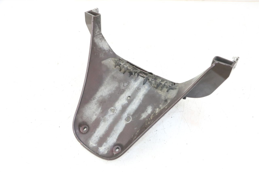 photo de MUD FLAP PIAGGIO VESPA LX IE 125 (2010 - 2012) - Technical close-up