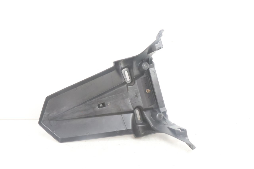 photo de MUD FLAP JM MOTORS SANTANA EVO 50 (2024 - 2026) - Fixing points details