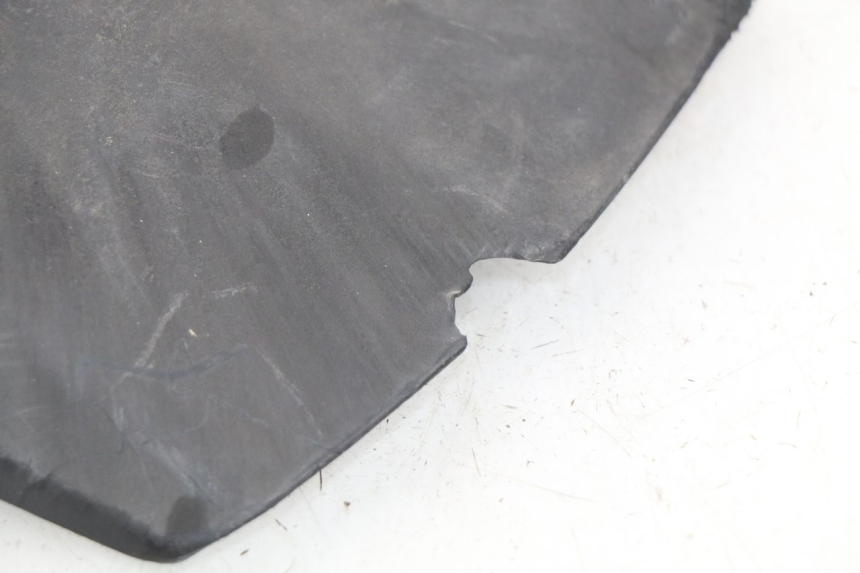 photo de REAR MUDGUARD HONDA SCV LEAD 100 (2003 - 2007) - Fixing points details