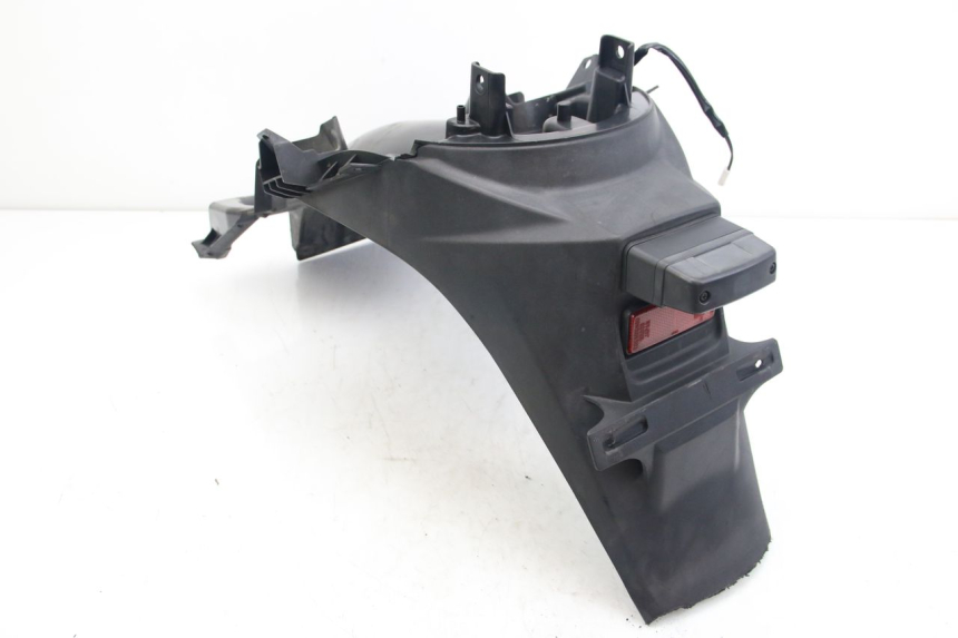 photo de REAR MUDGUARD SUZUKI SIXTEEN 125 (2008 - 2010) - Component detail