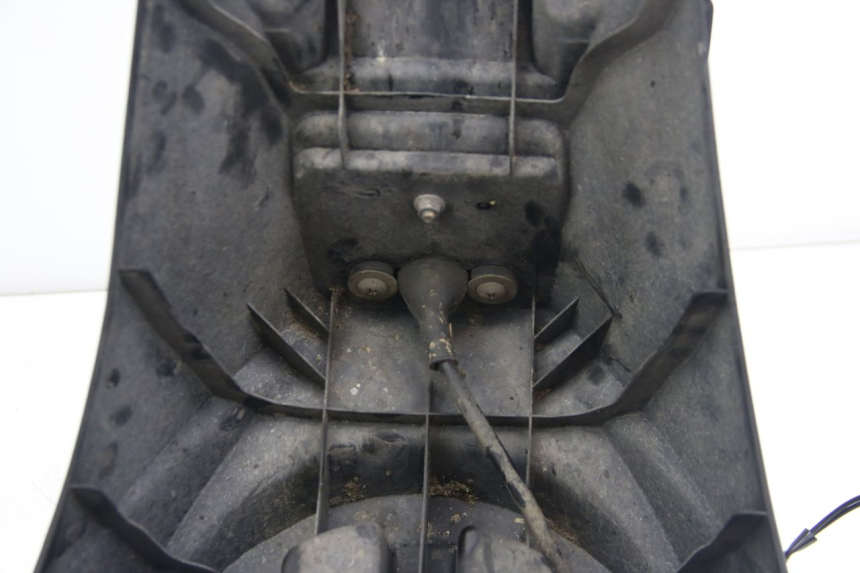 photo de REAR MUDGUARD SUZUKI SIXTEEN 125 (2008 - 2010) - Main view