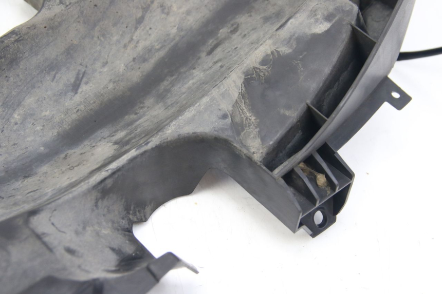 photo de REAR MUDGUARD SUZUKI SIXTEEN 125 (2008 - 2010) - Alternative perspective