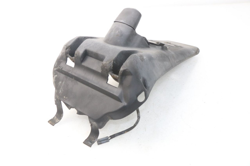 photo de MUD FLAP MBK SKYLINER 125 (2004 - 2007) - Fixing points details