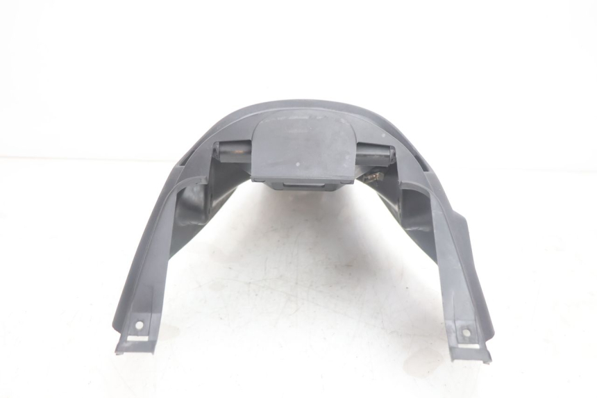 photo de MUD FLAP PEUGEOT TREKKER 50 (1995 - 2004) - Fixing points details