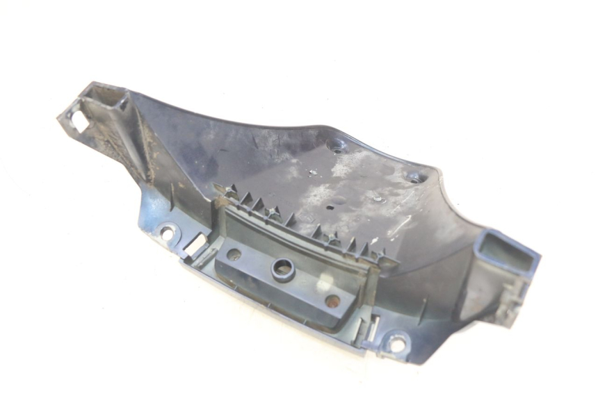 photo de REAR MUDGUARD PIAGGIO VESPA LXV 125 (2006 - 2009) - Zoom on usage condition