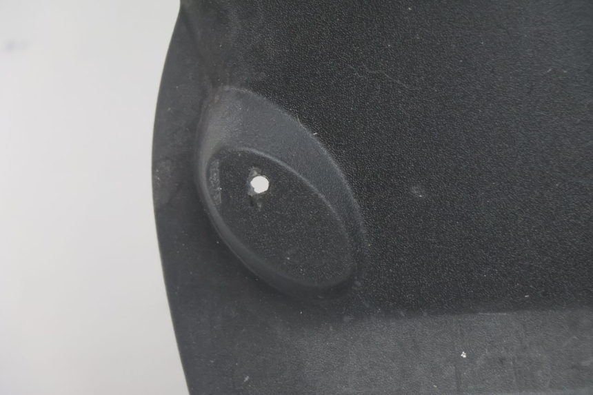 photo de MUD FLAP PEUGEOT VIVACITY 50 (2004 - 2009) - Fixing points details