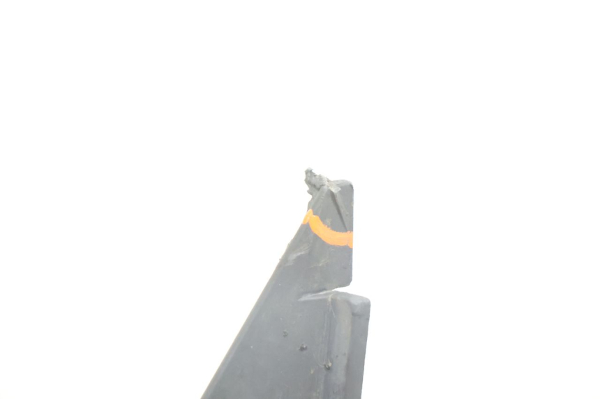 photo de MUD FLAP PEUGEOT VIVACITY 100 (1999 - 2008) - Surface and material condition