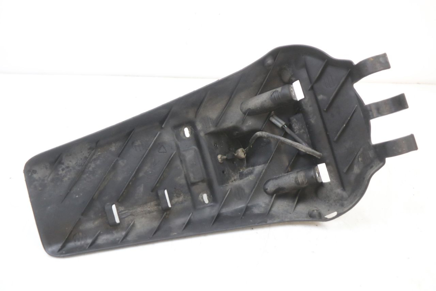 photo de MUD FLAP YAMAHA YP MAJESTY 125 (2002 - 2006) - Product overview