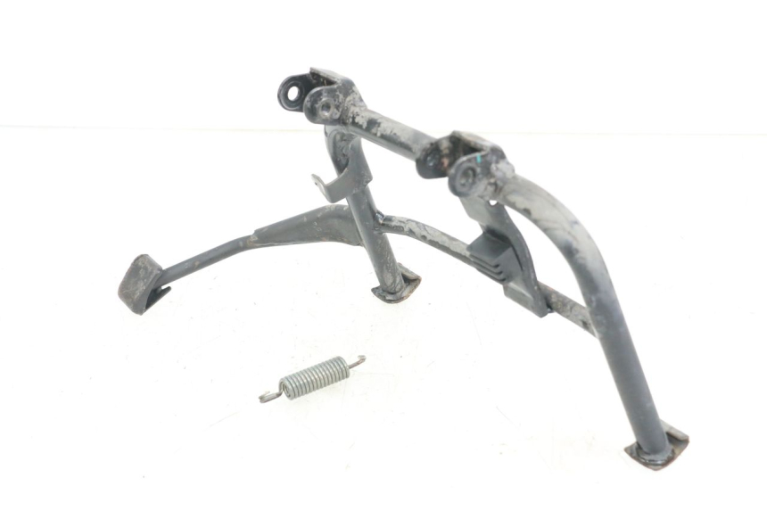 photo de CENTER STAND SYM CROX 4T 50 (2016 - 2023) - Zoom on usage condition