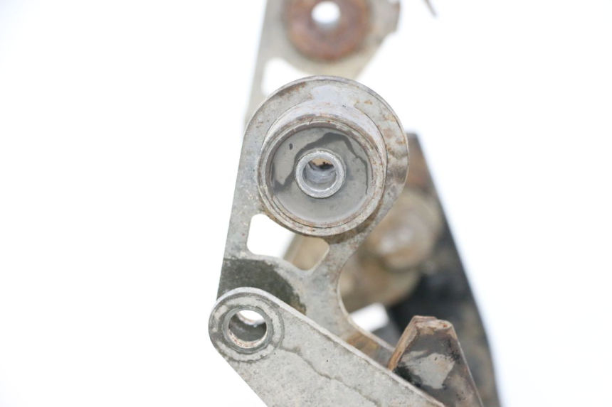 photo de MAIN STAND YAMAHA FJR 1300 (2001 - 2005) - Technical close-up