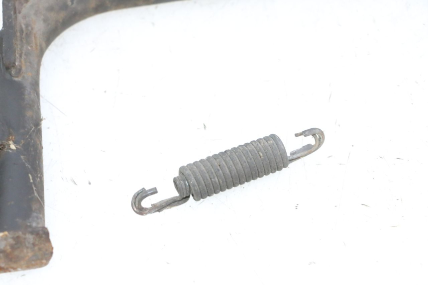 photo de MAIN STAND KYMCO GRAND DINK 125 (2002 - 2007) - Zoom on usage condition